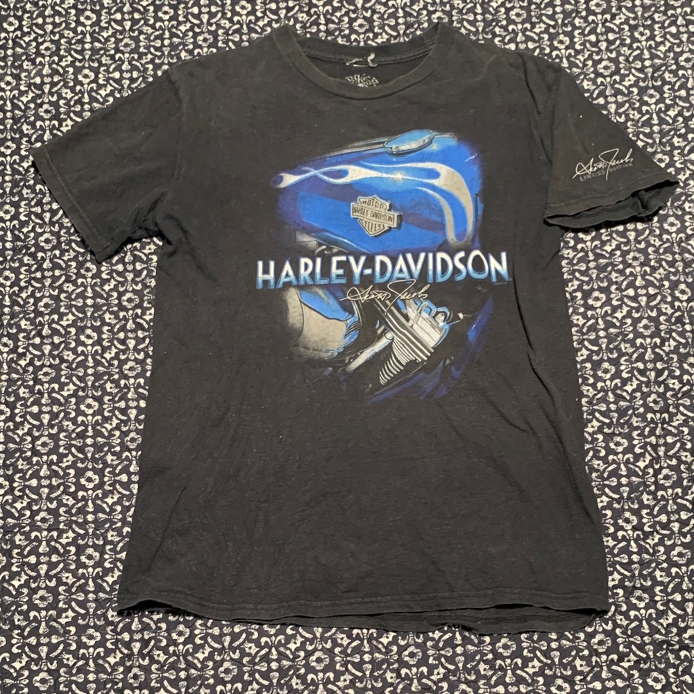 Harley Davidson shirt